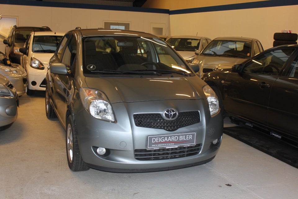 Toyota Yaris 1,3 Luna Sport 5d