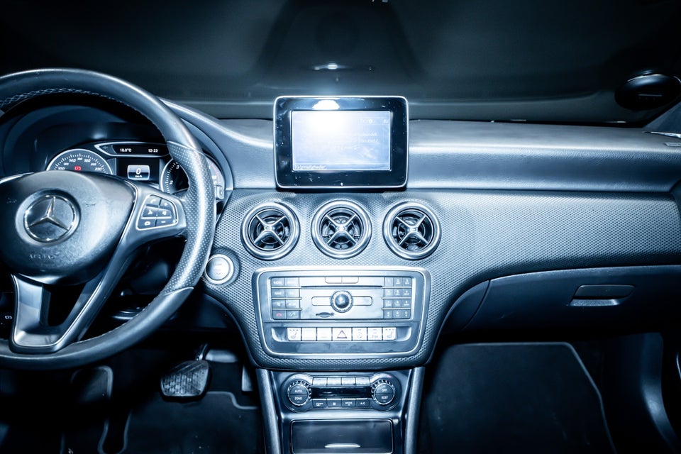 Mercedes A200 d 2,2 Final Edition AMG Line aut. 5d