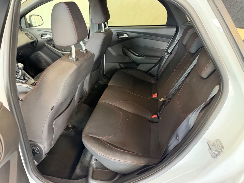 Ford Focus 1,0 SCTi 125 ST-Line+ 5d