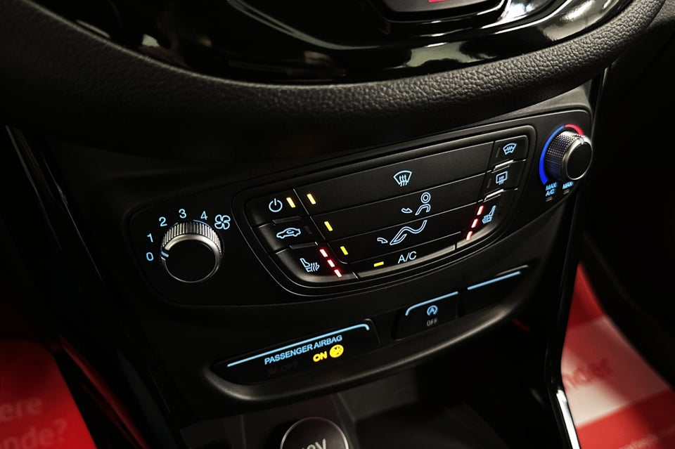 Ford B-MAX 1,0 SCTi 100 Titanium 5d