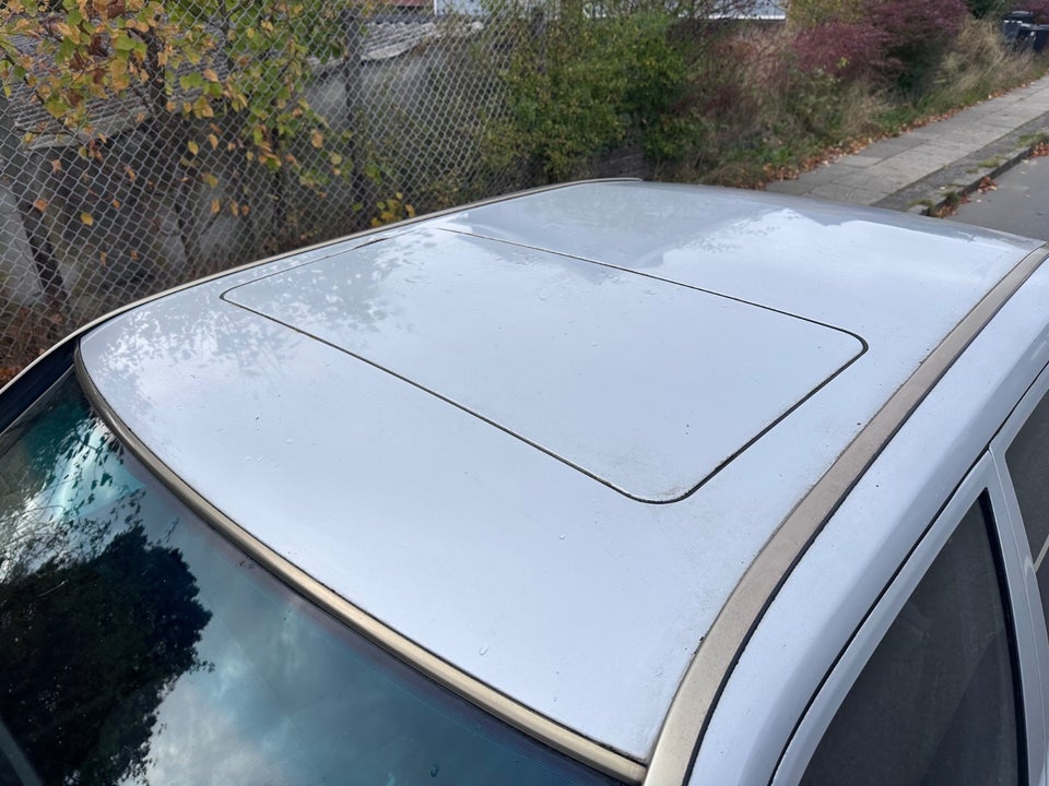 Mercedes 190 E 2,0 aut. 4d