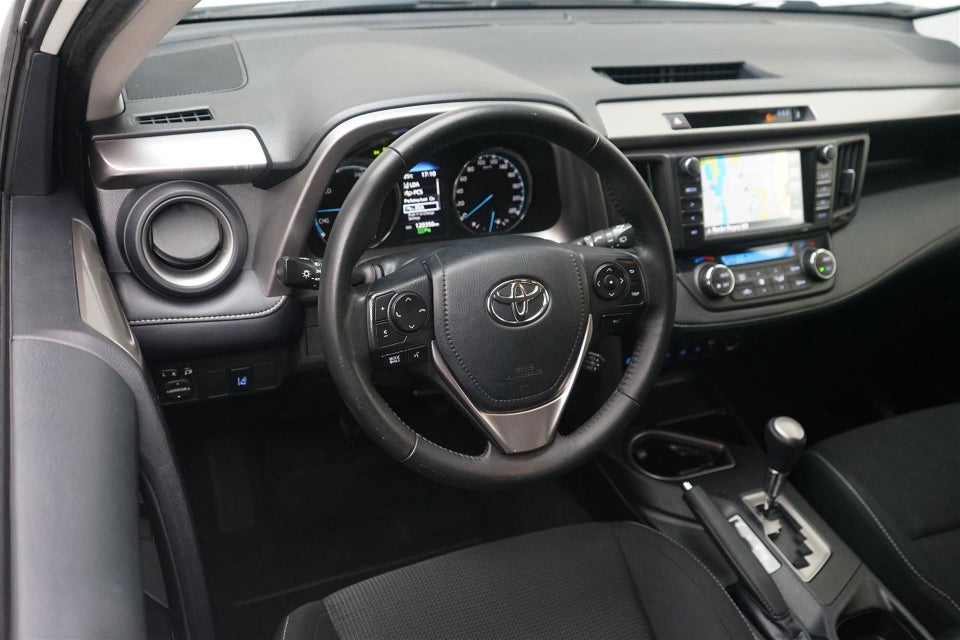 Toyota RAV4 2,5 Hybrid H3+ MDS 5d