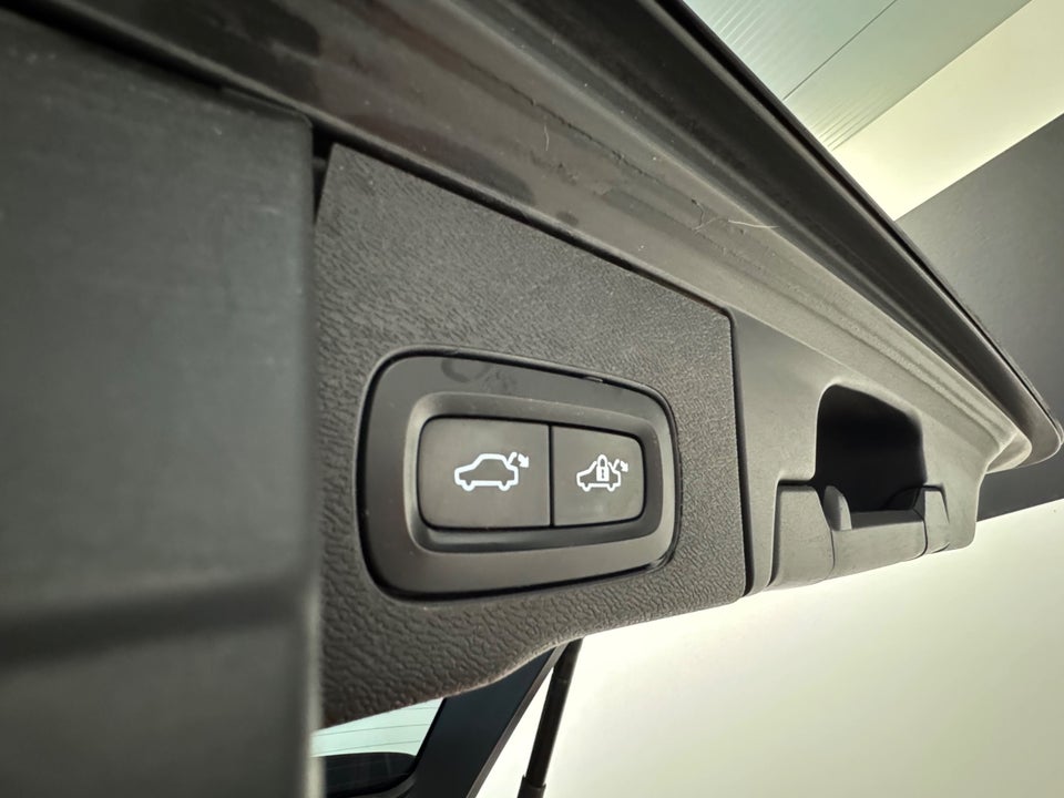 Volvo XC60 2,0 D4 200 Inscription aut. 5d