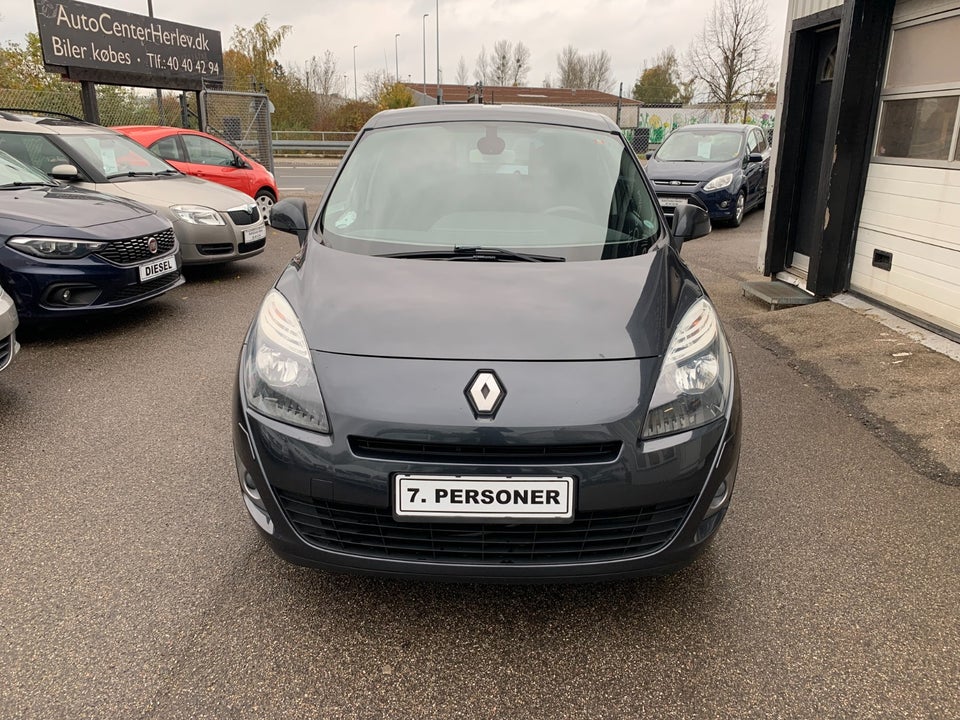 Renault Grand Scenic III 1,6 16V Expression 7prs 5d