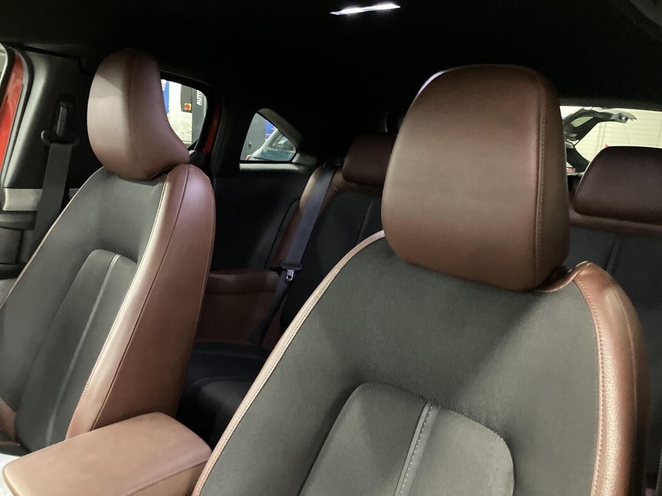 Mazda MX-30 e-SkyActiv First Edition 5d