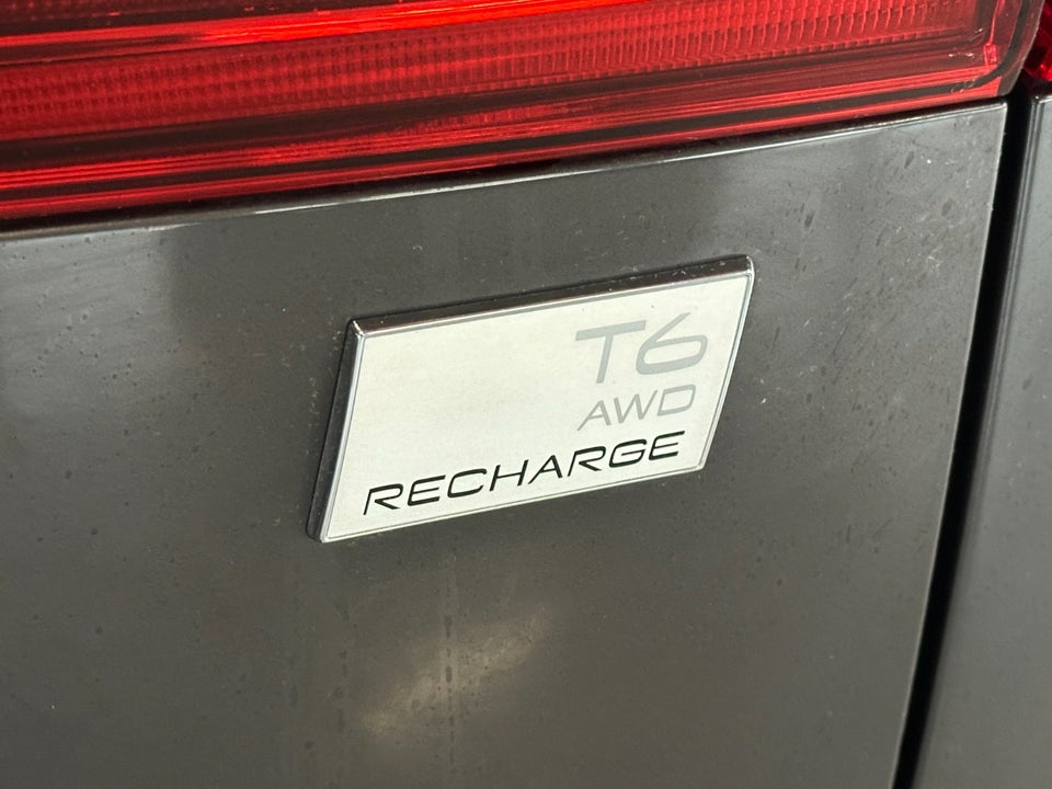 Volvo XC60 2,0 T6 ReCharge R-Design aut. AWD 5d