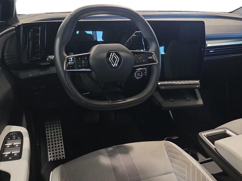Renault Scenic E-Tech 87 Iconic 5d