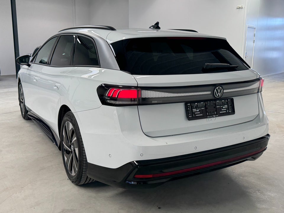 VW ID.7 77 Style Tourer 5d