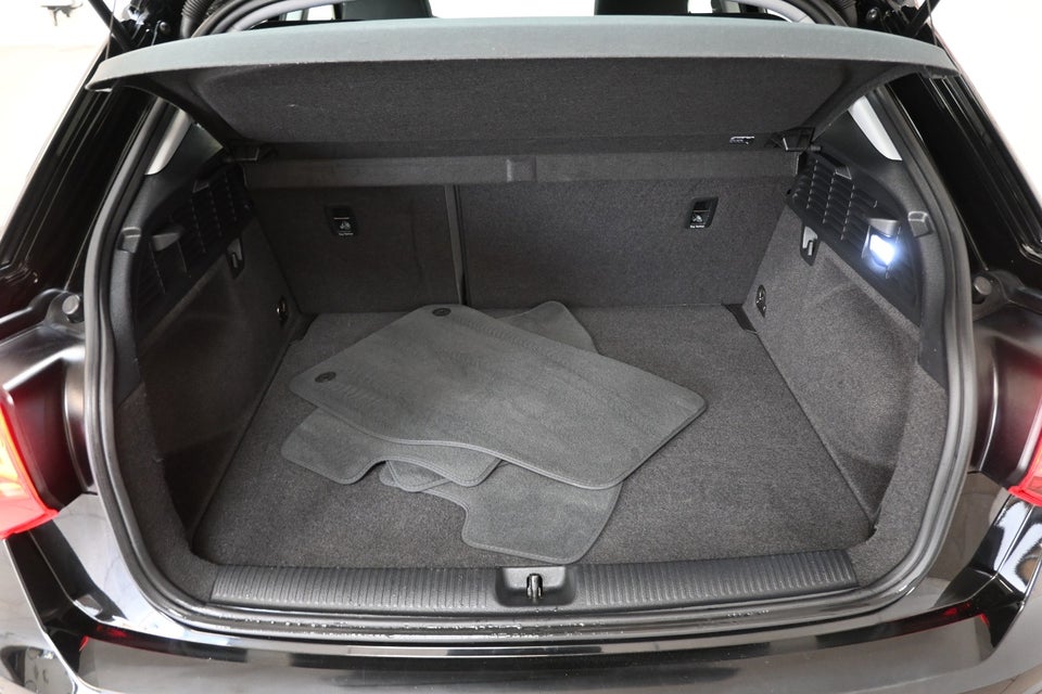 Audi Q2 35 TFSi Sport Prestige Select S-tr. 5d