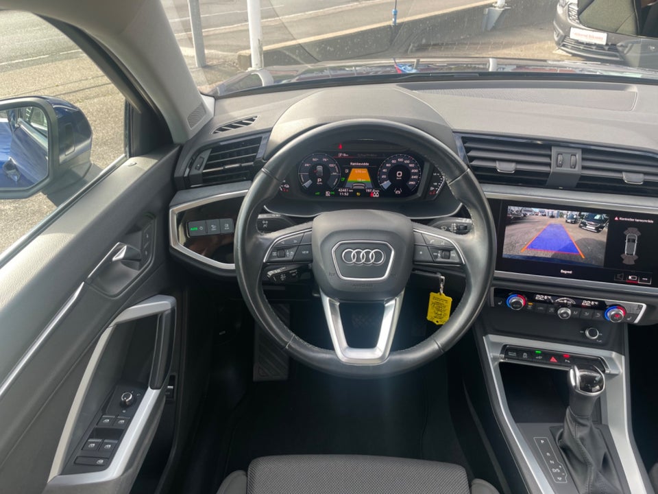 Audi Q3 45 TFSi e Attitude+ Sportback S-tr. 5d