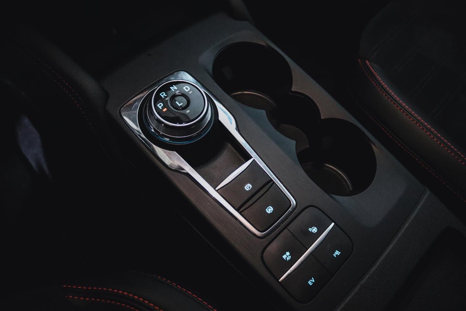 Ford Kuga 2,5 PHEV ST-Line X CVT 5d