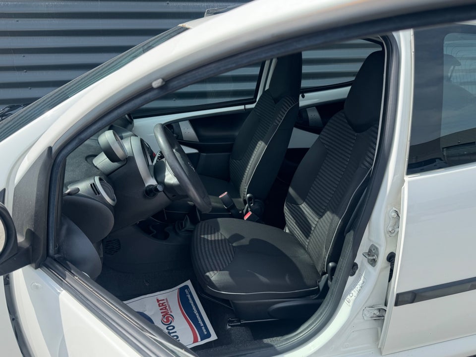 Peugeot 107 1,0 Active 5d