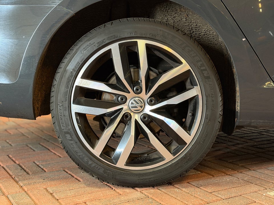 VW Golf VII 1,5 TSi 150 Sound Variant DSG 5d