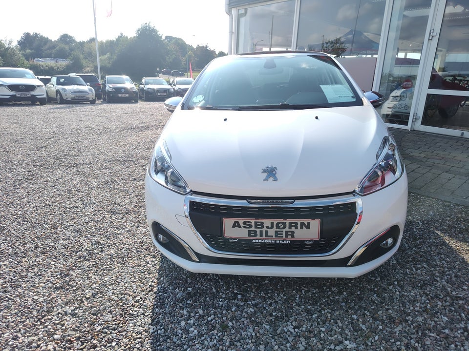 Peugeot 208 1,2 VTi 82 Allure 5d