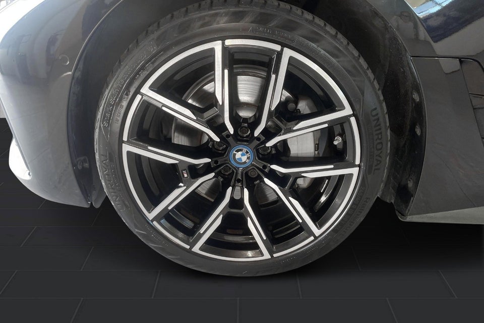 BMW i4 eDrive35 Fully Charged M-Sport 5d