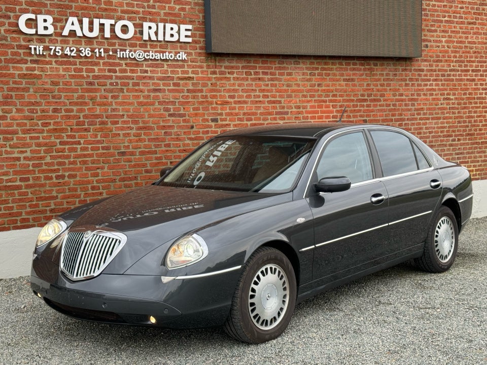 lancia thesis til salg