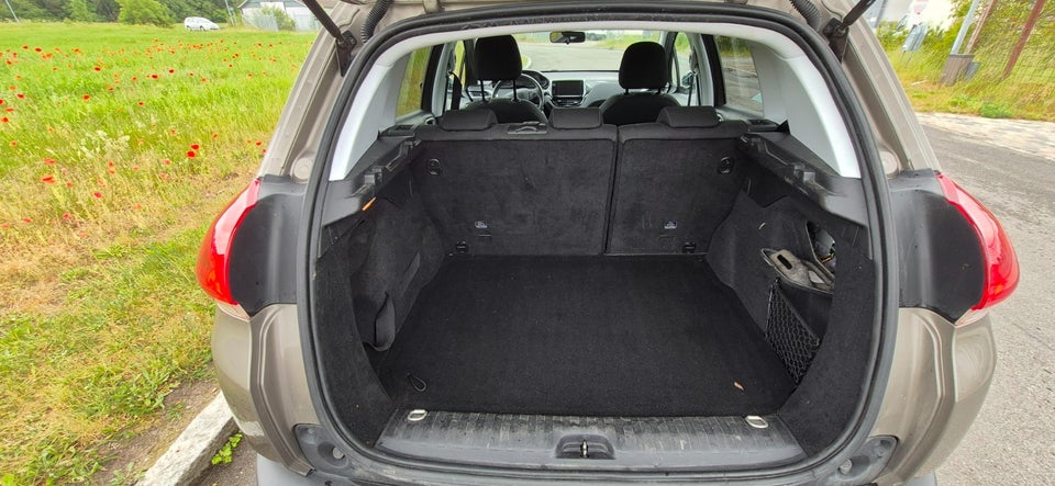 Peugeot 2008 1,2 VTi 82 Allure 5d