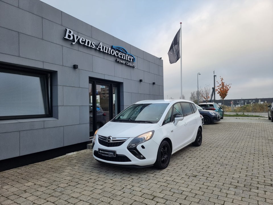 Opel Zafira Tourer 1,6 CDTi 136 Enjoy 7prs 5d