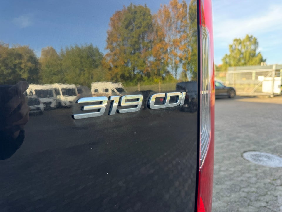 Mercedes Sprinter 319 3,0 CDi A2 Kassevogn RWD