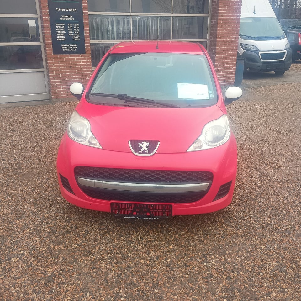 Peugeot 107 1,0 Active 5d