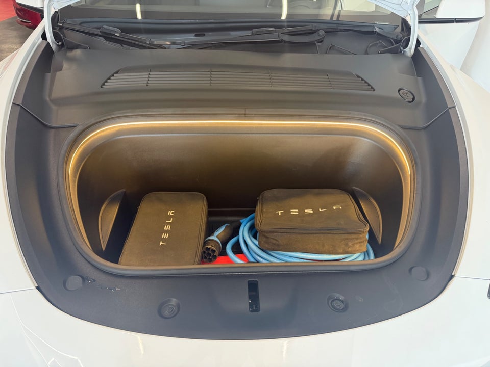 Tesla Model Y RWD 5d