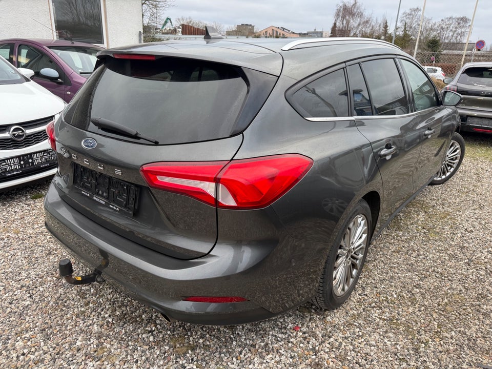 Ford Focus 1,0 EcoBoost Titanium stc. 5d