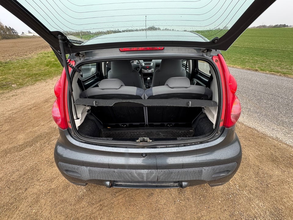 Peugeot 107 1,0 Trendy 5d