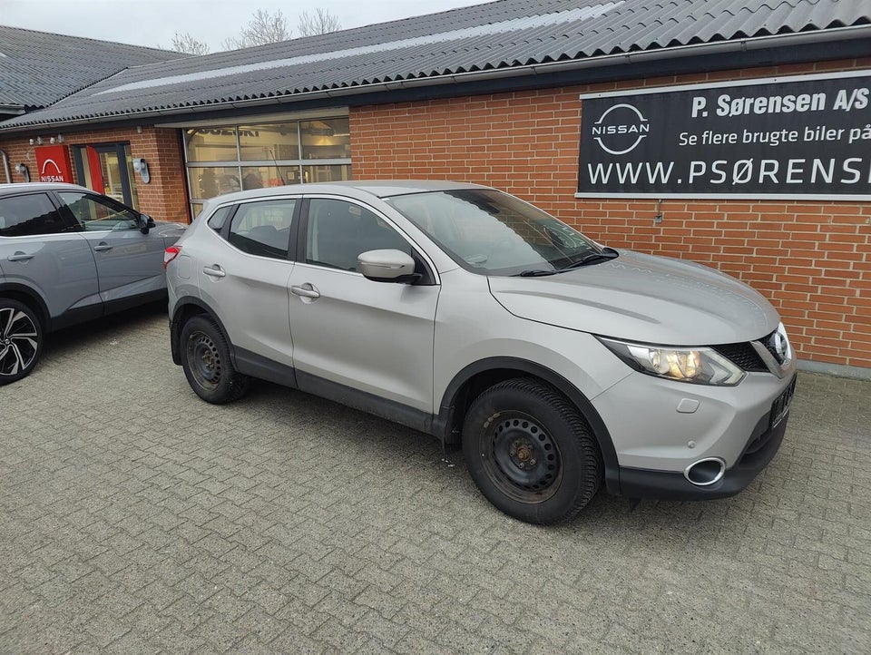 Nissan Qashqai 1,2 Dig-T 115 Acenta 5d