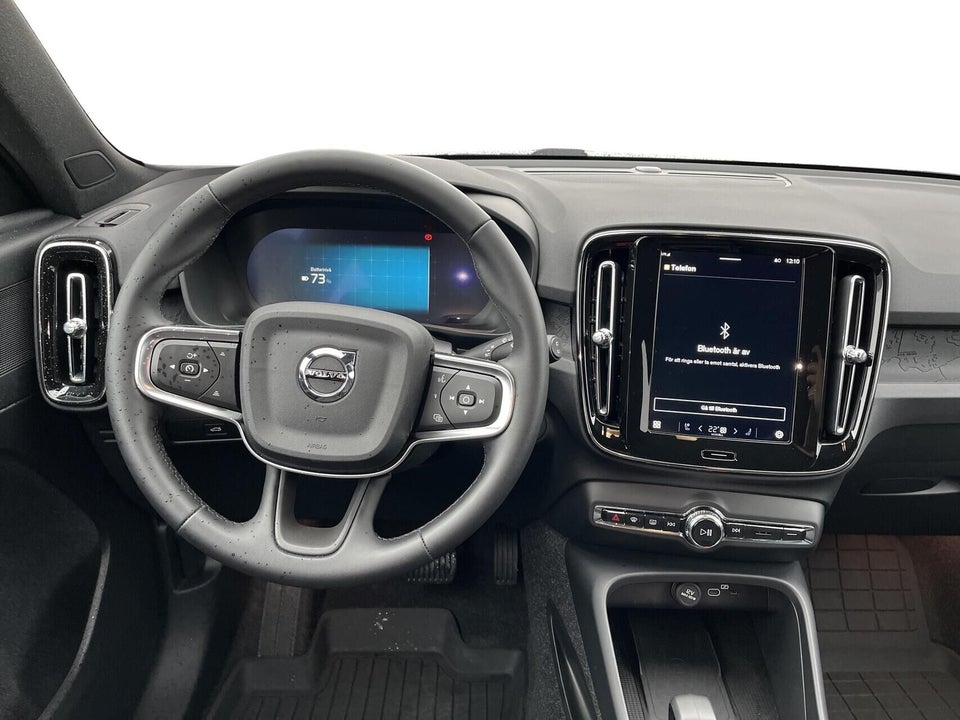 Volvo EX40 Extended Range Plus 5d