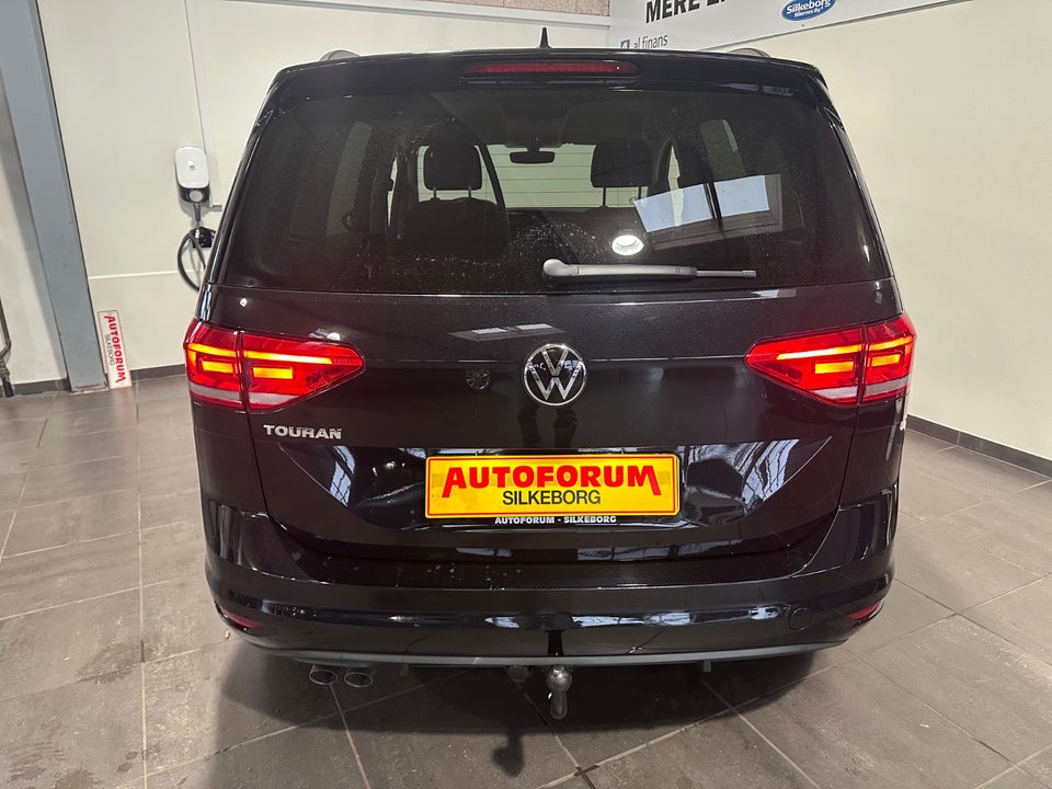 VW Touran 2,0 TDi 150 Comfortline DSG Van 5d