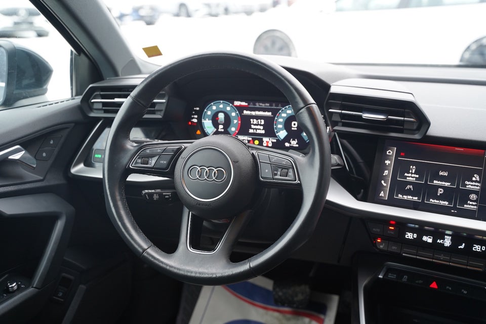 Audi A3 40 TFSi e Sportback S-tr. 5d