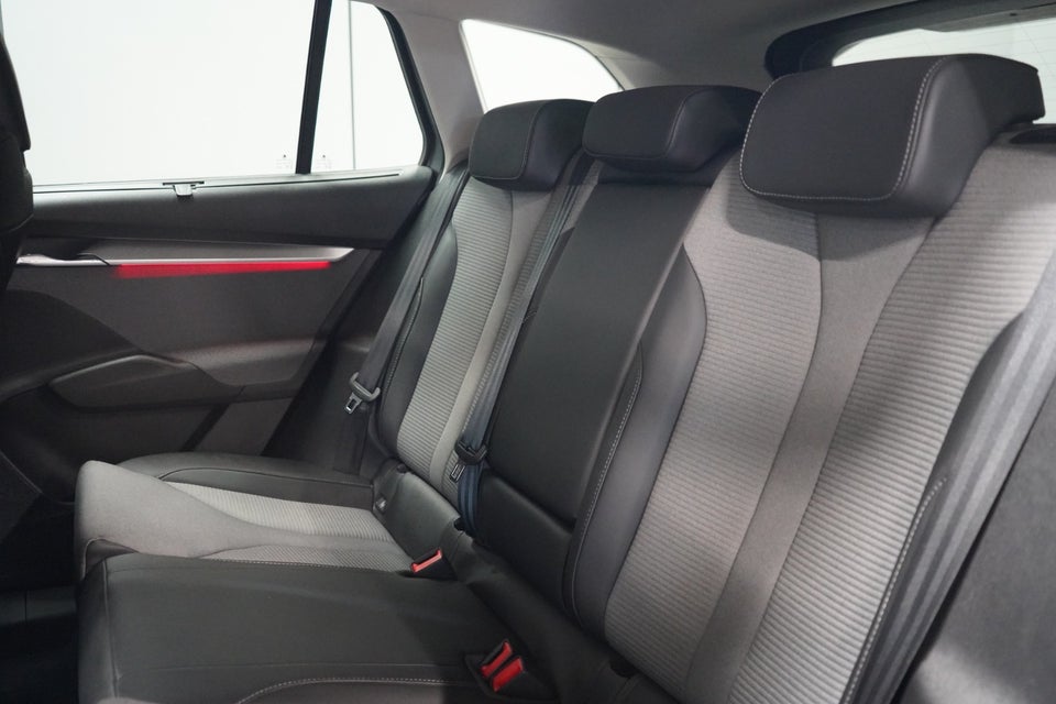 Skoda Enyaq 80 iV Clever 5d