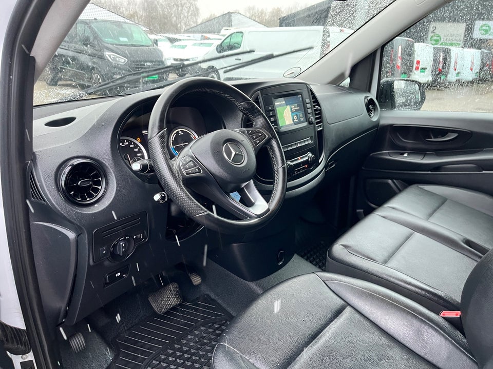 Mercedes eVito 129 Tourer PRO L Van