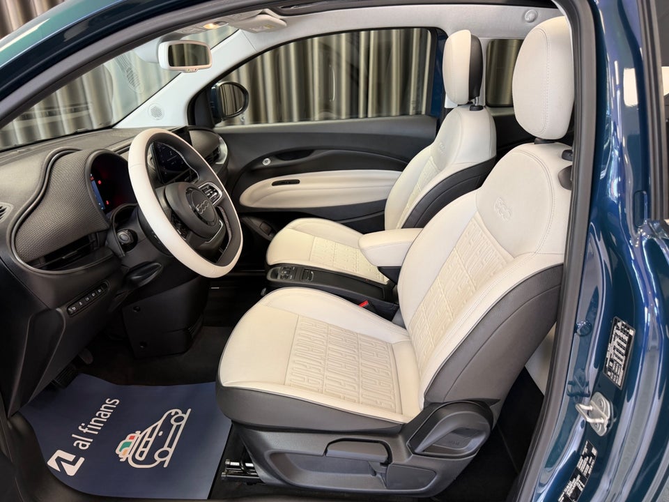 Fiat 500e 42 la Prima by Bocelli Cabrio 2d