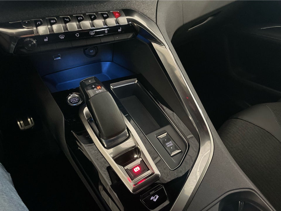 Peugeot 3008 1,6 Hybrid GT Line EAT8 5d