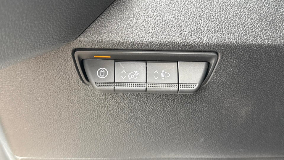 Renault Master V T33 2,0 dCi 130 L2H2 Kassevogn Tekno