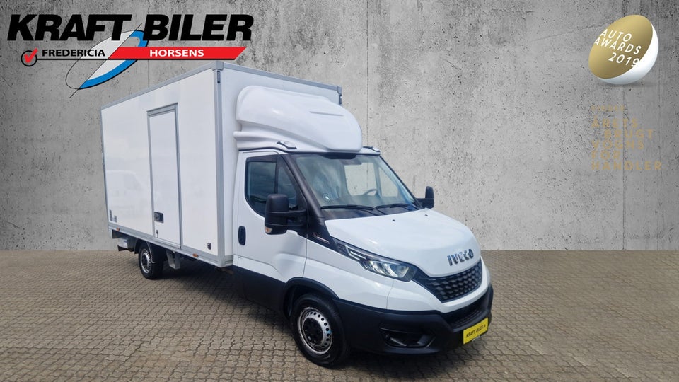 Iveco Daily 3,0 35S18 Box m/lift AG8 2d