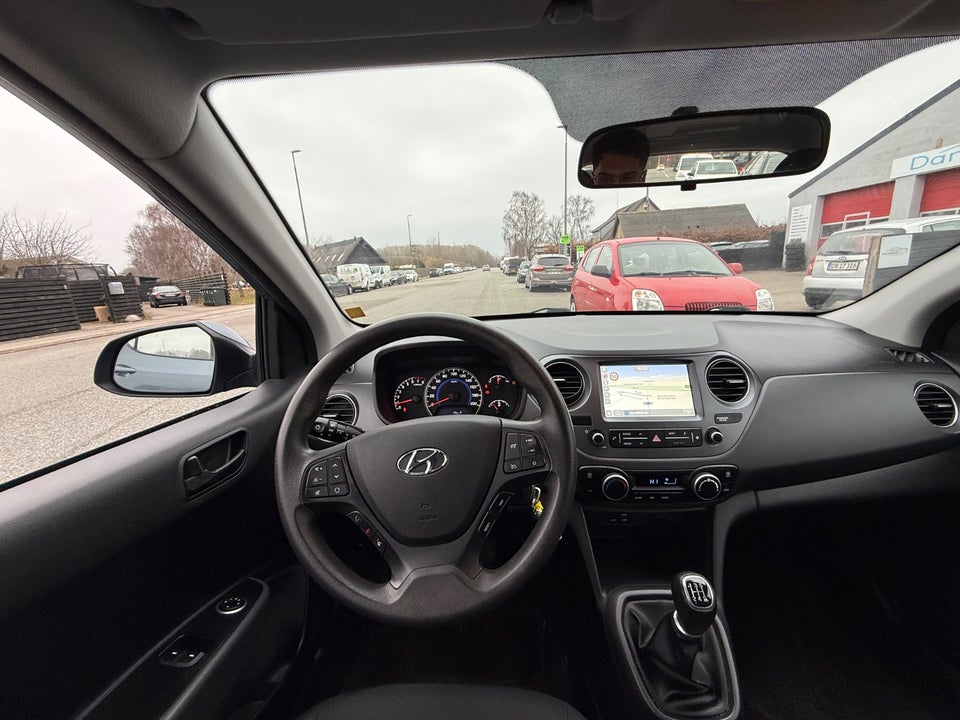 Hyundai i10 1,0 Touch 5d