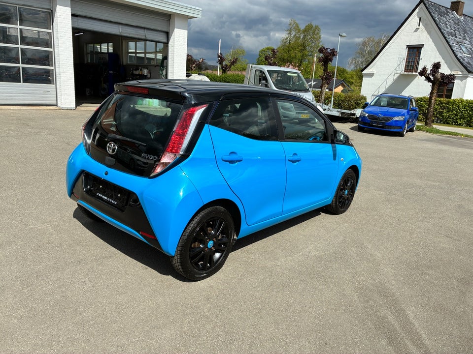 Toyota Aygo 1,0 VVT-i x-cite 5d
