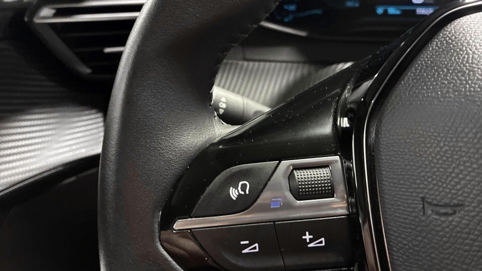 Peugeot e-208 50 Allure 5d