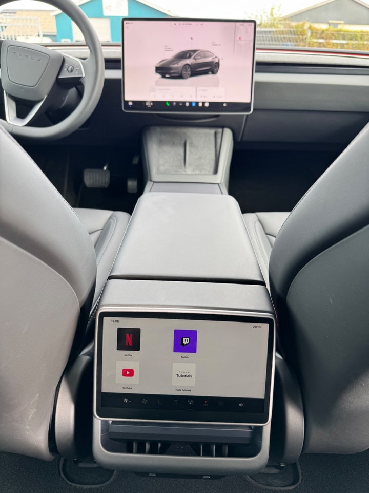 Tesla Model 3 RWD 4d