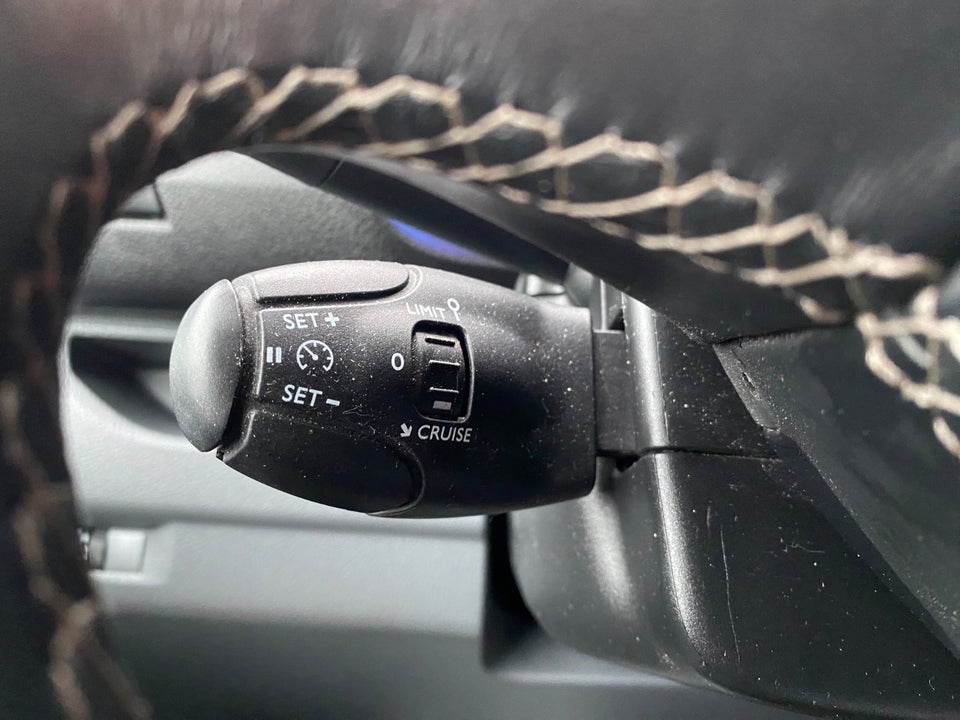 Peugeot e-Expert 75 L3 Premium Van