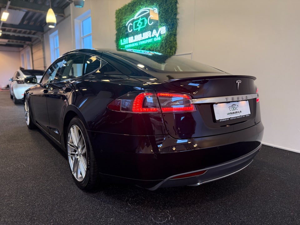 Tesla Model S P85D 5d