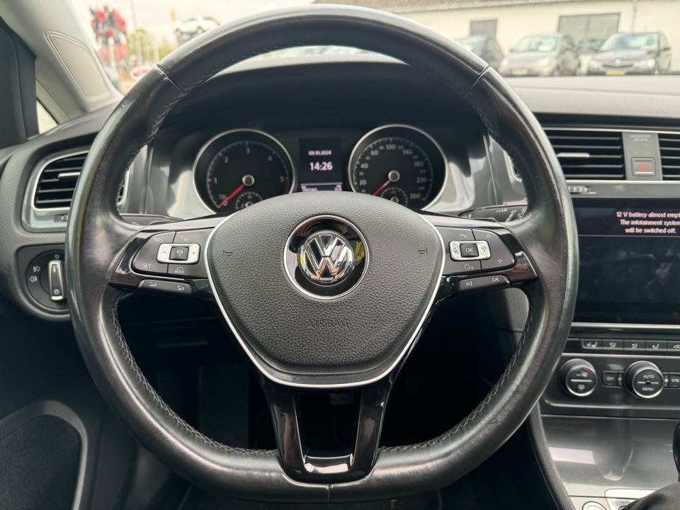 VW Golf VII 2,0 TDi 150 Highline Variant DSG 5d