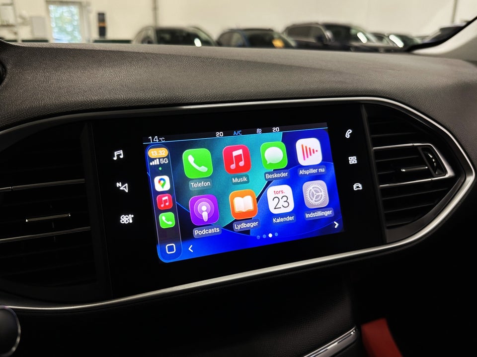 Peugeot 308 1,5 BlueHDi 130 Allure Sky SW 5d