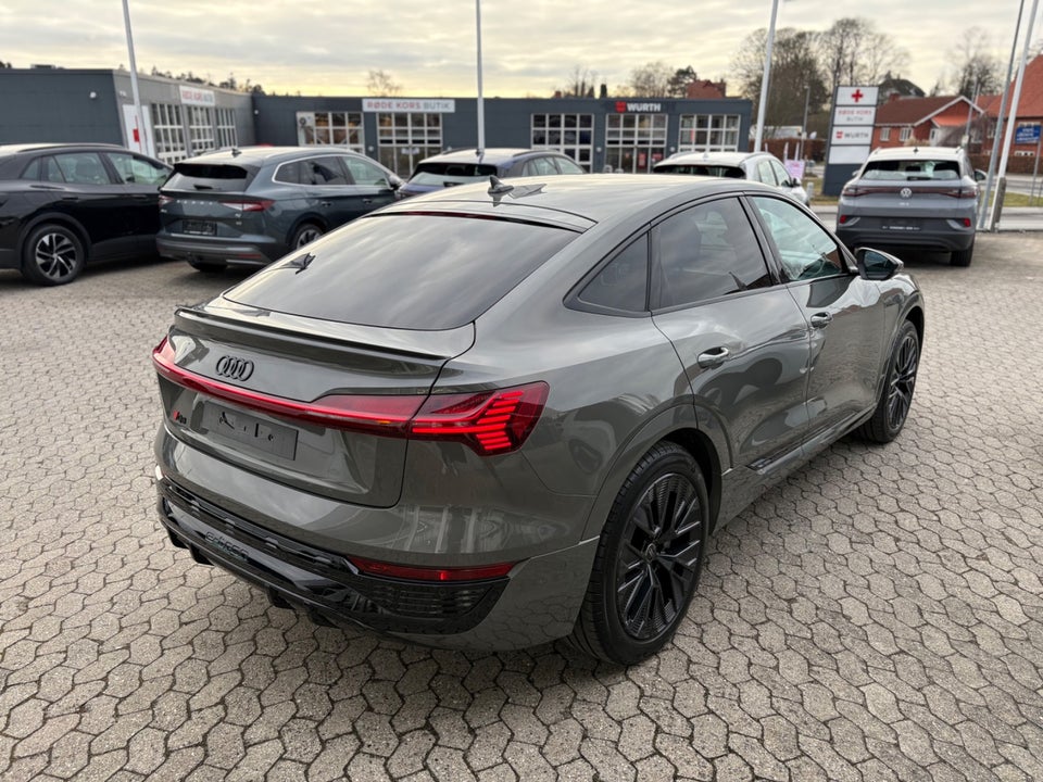 Audi Q8 e-tron 50 S-line Sportback quattro 5d