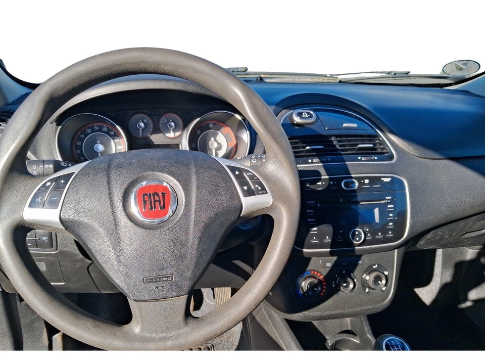 Fiat Punto 1,3 MJT 85 Van 3d