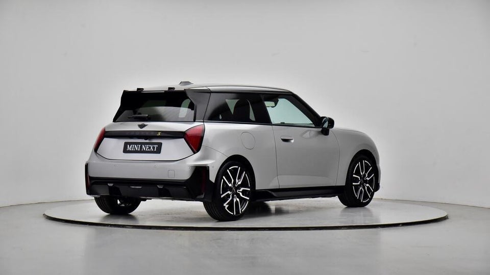 MINI Cooper SE JCW Trim XL 3d