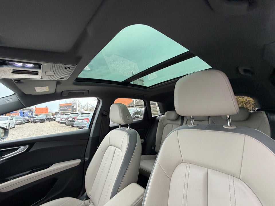 Audi Q4 e-tron 40 S-line 5d