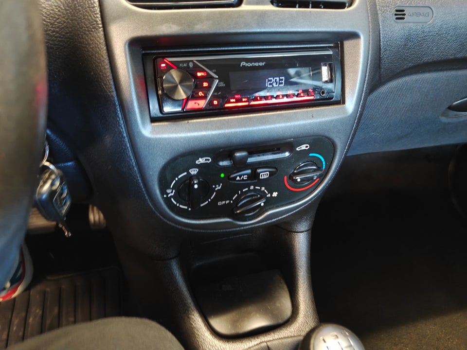 Peugeot 206 1,4 EX 5d